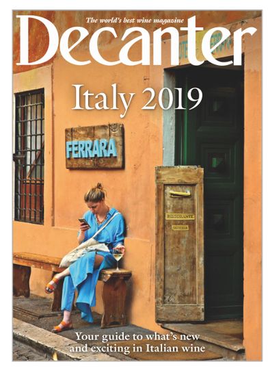 Decanter Italy digital cover